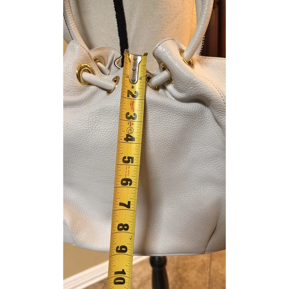 Michael Kors White/ivory Pebbled Leather Hobo Shoulder Bag Tassel MK Charm